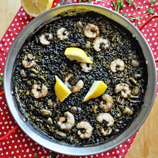 Spanish Black Rice Paella - Recipe photo by Spain on a Fork