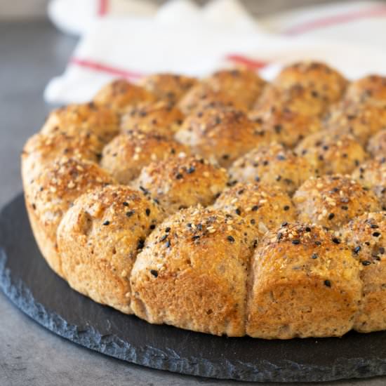 Whole Wheat Pull Apart Bread - Recipe photo by El Mundo Eats