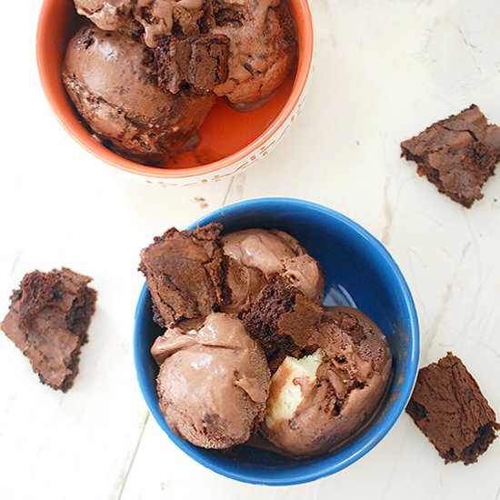 Triple chocolate ice cream - Recipe photo by evabakes