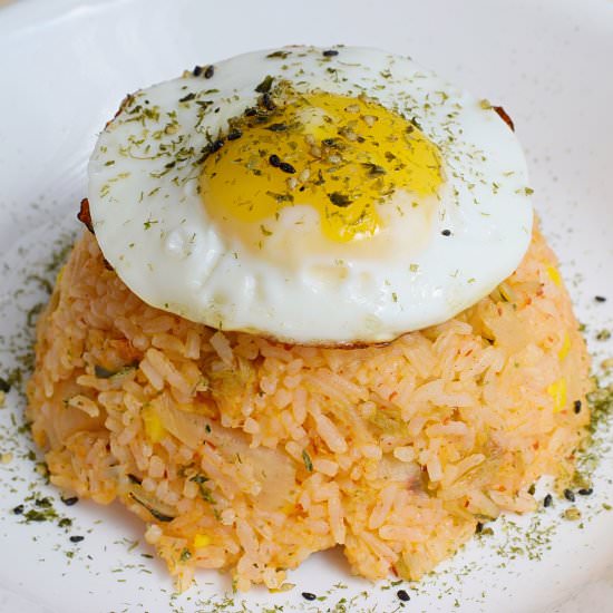 Bokkeumbap Kimchi Fried Rice - Recipe photo by Foodie Luv