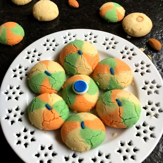 Nankhatai (Indian Shortbread) - Recipe photo by CurryandVanilla