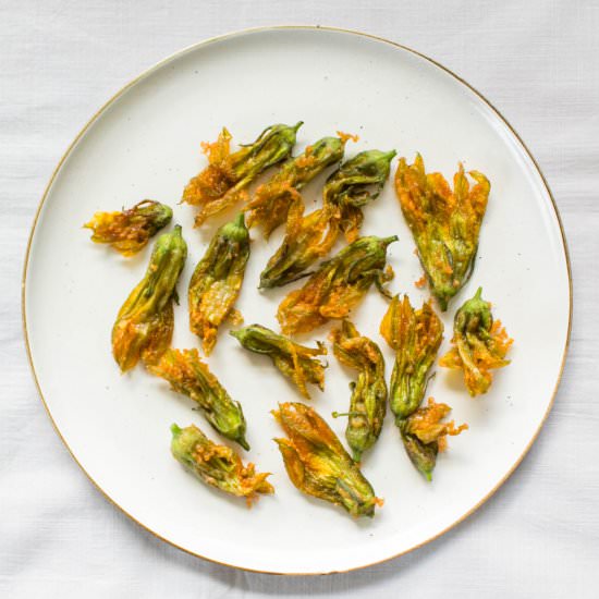 Kashmiri Fried Squash Blossoms - Recipe photo by pakistaneats