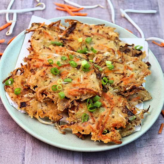 Crispy Vegetable Fritters - Recipe photo by piggyout