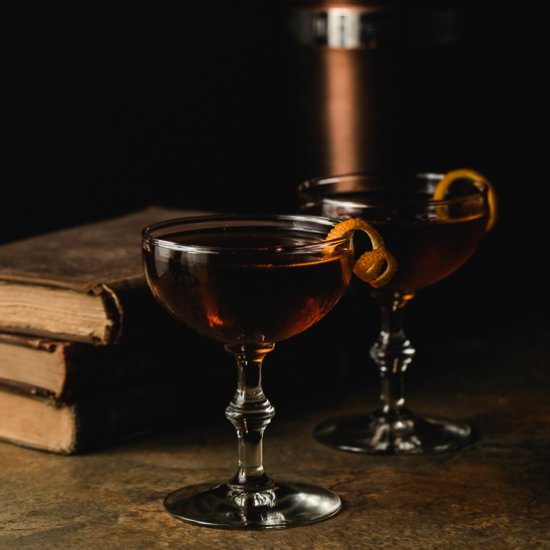 Hanky Panky Cocktail - Recipe photo by sidewalkshoes