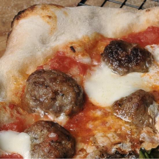 Wood Fired MeatBall Pizza Recipe - Recipe photo by apilinariosilvia