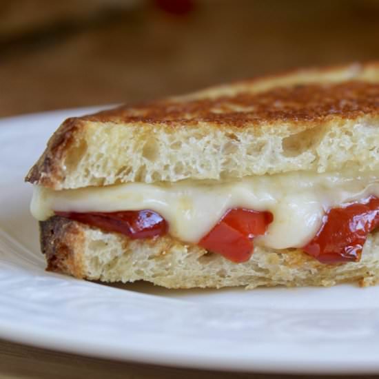 mozzarella & red pepper sandwiches - Recipe photo by christinascucina