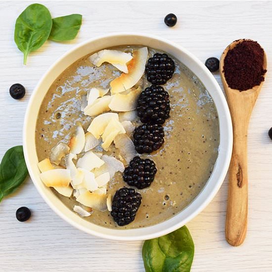 Detoxifying Acai Bowl Recipe - Recipe photo by ADkitchen