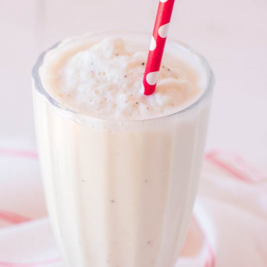 Keto Milkshake - Recipe photo by HugForYourBelly