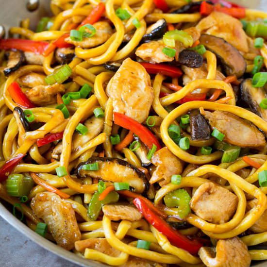 Stir Fry Noodles with Chicken - Recipe photo by dinneratthezoo