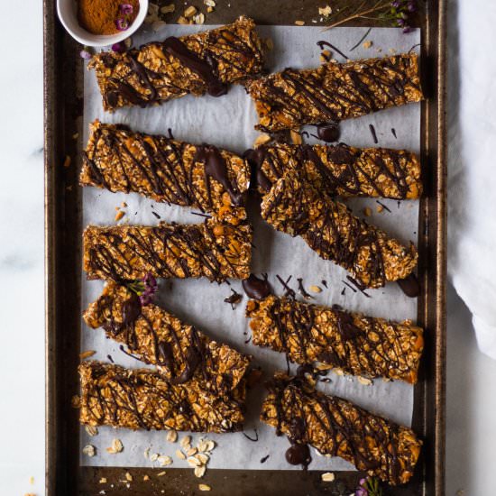 Healthy Homemade Granola bars - Recipe photo by thebananadiaries