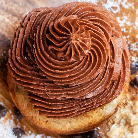 Chocolate Cream Cheese Frosting - Recipe photo by Cakewhiz