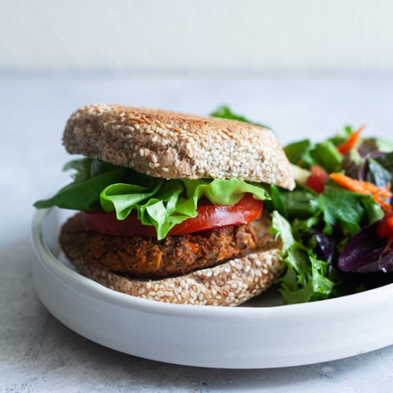 Sweet potato black bean burgers - Recipe photo by thefullhelping