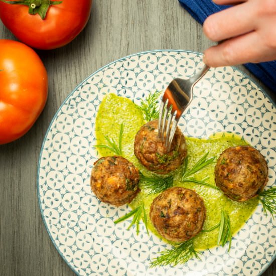 Cake Pop Maker Meatballs - Recipe photo by inthekitchnet