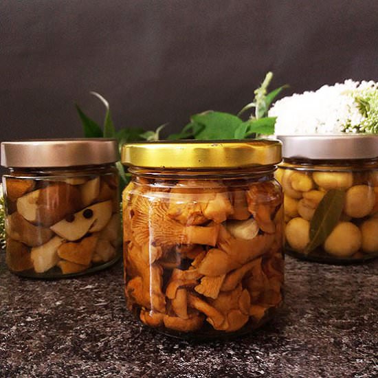 Pickled Mushrooms Recipe - Recipe photo by 2pots2cook
