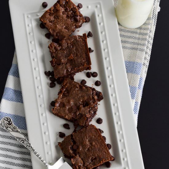 Chocolate Chip Brownies - Recipe photo by Cuts and Crumbles