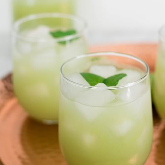 Cucumber Grape lemon refresher - Recipe photo by lifestyleofafoodie