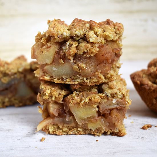 Apple Crumble Slice - Recipe photo by lightscamerabake
