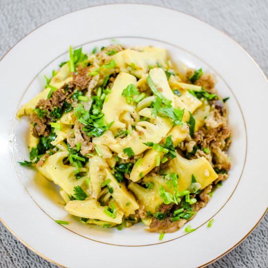 Bamboo Shoots and Beef Stir Fry - Recipe photo by bunbobae