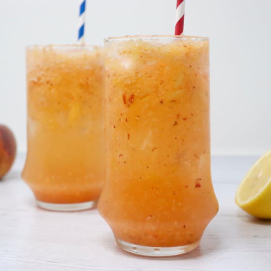 Sparkling Pineapple Peach Lemonade - Recipe photo by simplylowcal