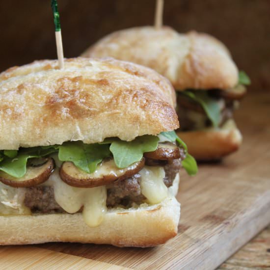 brie & truffle burger with arugula - Recipe photo by christinascucina