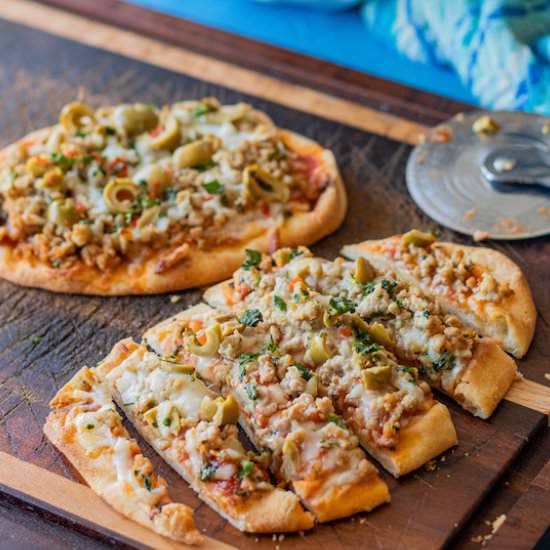 Latin Style Naan Pork Pizza - Recipe photo by Belquistwist