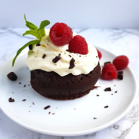 Keto Chocolate Mug Cake - Recipe photo by KetoMillenial