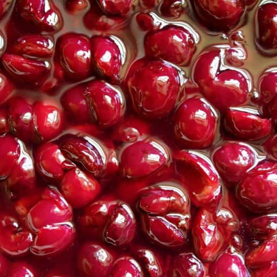 homemade cherry pie filling - Recipe photo by christinascucina