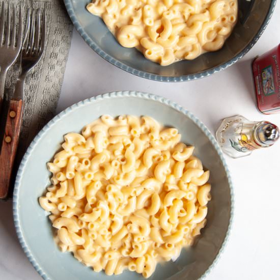 Slow Cooker Mac and Cheese - Recipe photo by SweetSavouryBlog