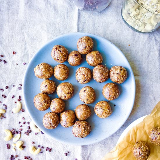 Cashew Cookie Dough Energy Balls - Recipe photo by upbeetkitchen