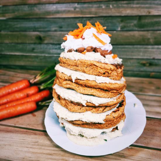 Vegan Carrot Cake Pancakes - Recipe photo by theveganabroad_