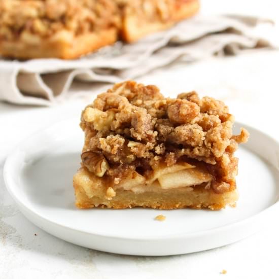Apple Pie Bars - Recipe photo by thesweetoccasion