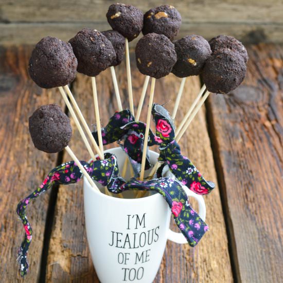 Cake pops from leftover cake - Recipe photo by lipodve