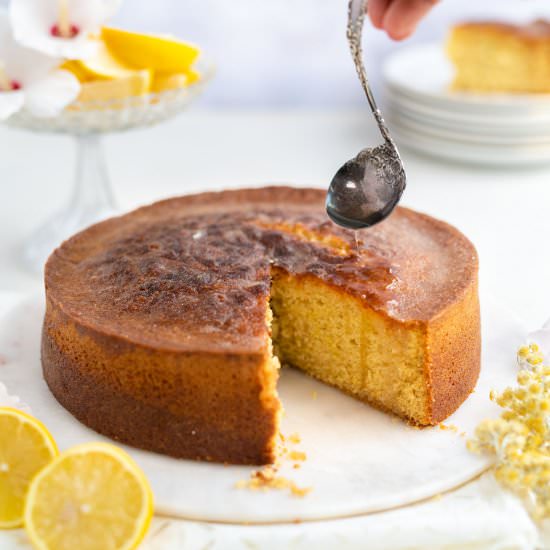 Best Lemon Drizzle Cake - Recipe photo by supergoldenbakes