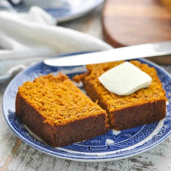 One Bowl Easy Pumpkin Bread Recipe - Recipe photo by The Seasoned Mom