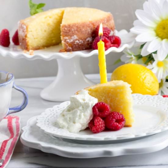 Lemon Drizzle Cake - Recipe photo by The Hungary Buddha