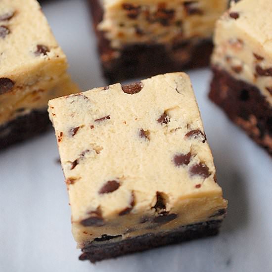 Cookie dough brownies - Recipe photo by evabakes