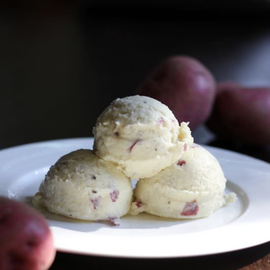 Mashed Potatoes - Recipe photo by junkfoodkids