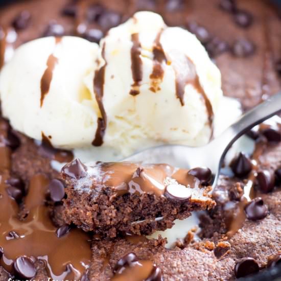 Chocolate chip skillet cookie - Recipe photo by sugarlesscrystals