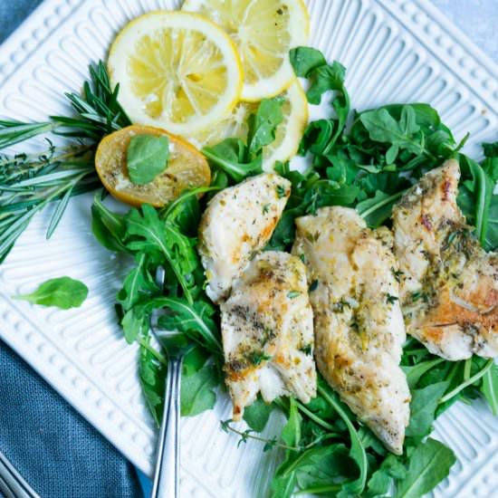 Lemon and Roasted Garlic Chicken - Recipe photo by josieandnina