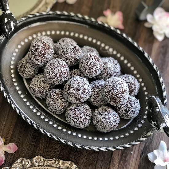 Orange chocolate bliss balls - Recipe photo by Once a Foodie