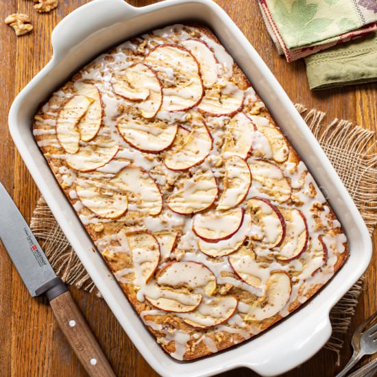 Apple Sheet Cake - Recipe photo by Savingroomfordessert