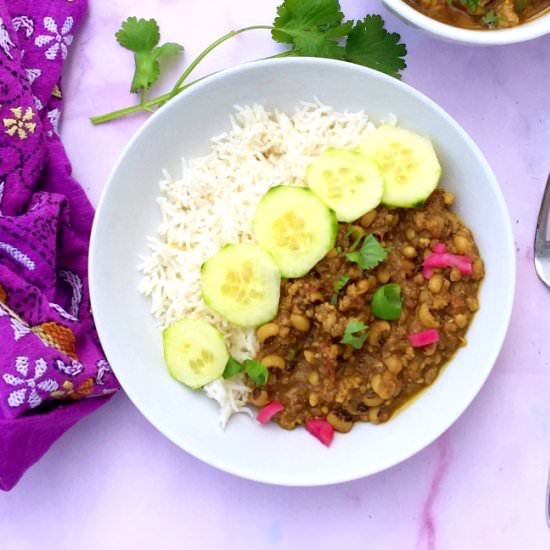 Black Eyed Peas with Ground Chicken - Recipe photo by Spice Chronicles