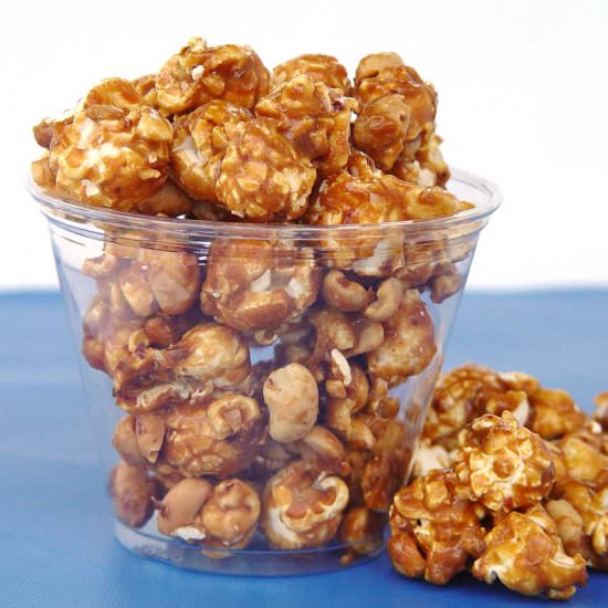 Caramel Corn - Recipe photo by Share The Recipe