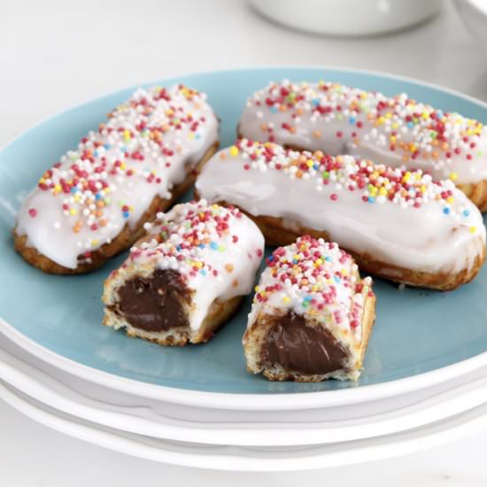 Chocolate Eclairs with Sprinkles - Recipe photo by lilcookieblog