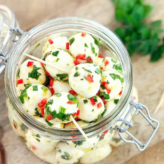 Marinated Mozzarella Balls - Recipe photo by chef not required