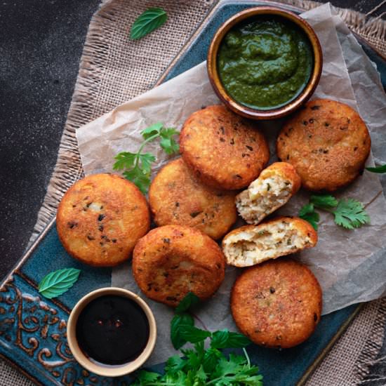 Aloo Tikki - Recipe photo by cubesnjuliennes