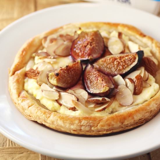 Cheesecake pastries - Recipe photo by Food Gal