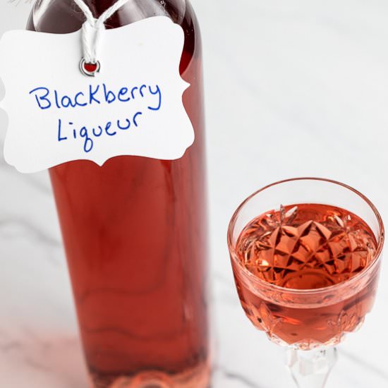 Blackberry Liqueur - Recipe photo by sidewalkshoes