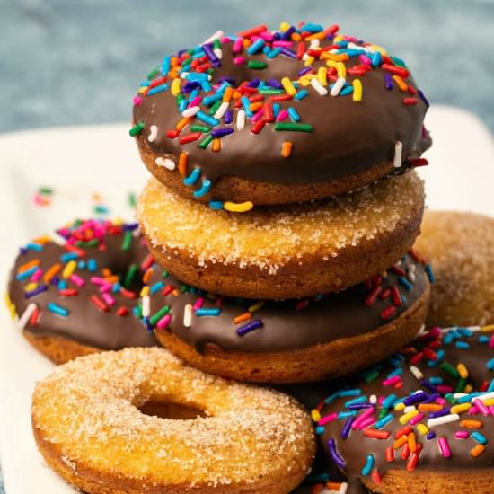 Vegan Donuts - Recipe photo by lovingitvegan