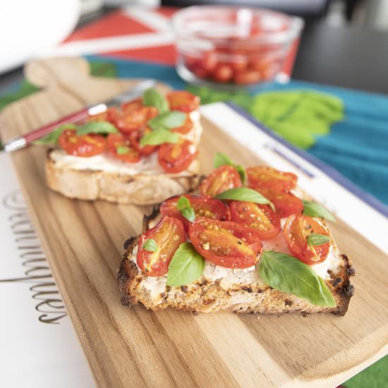 Country bread and Colorful Toppings - Recipe photo by foodmakesmehappy